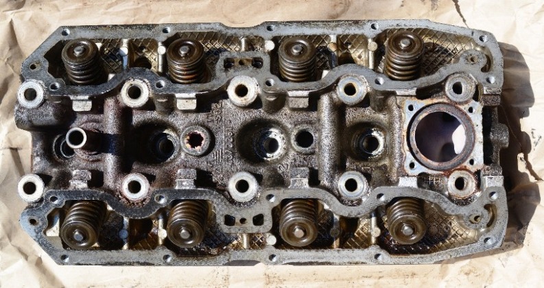 Cylinder_head_01