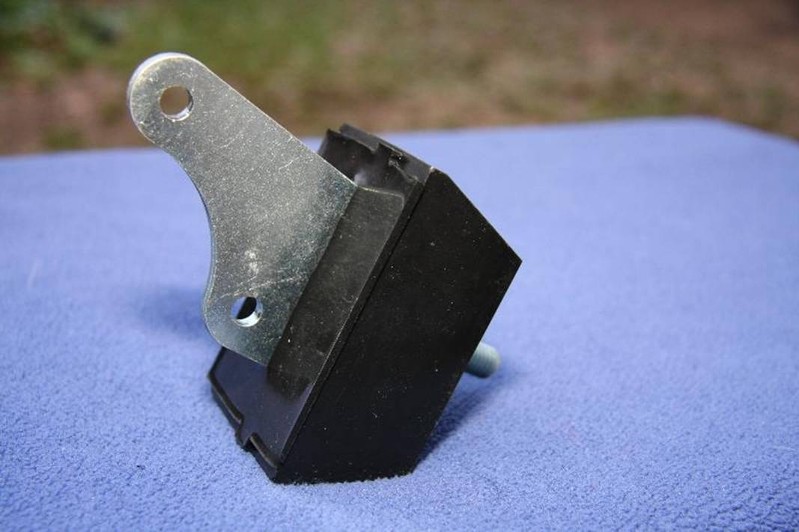PU Engine Mount